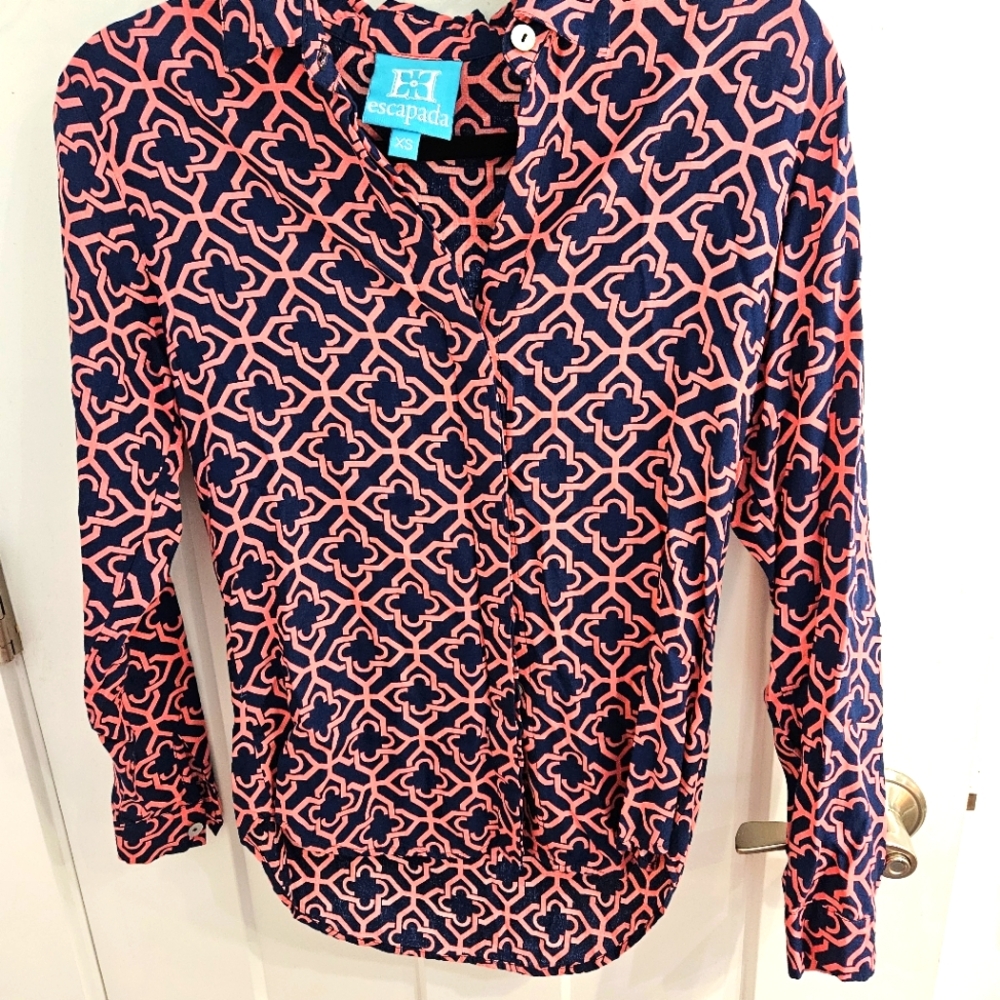 Escapada Navy and Pink Women's Top